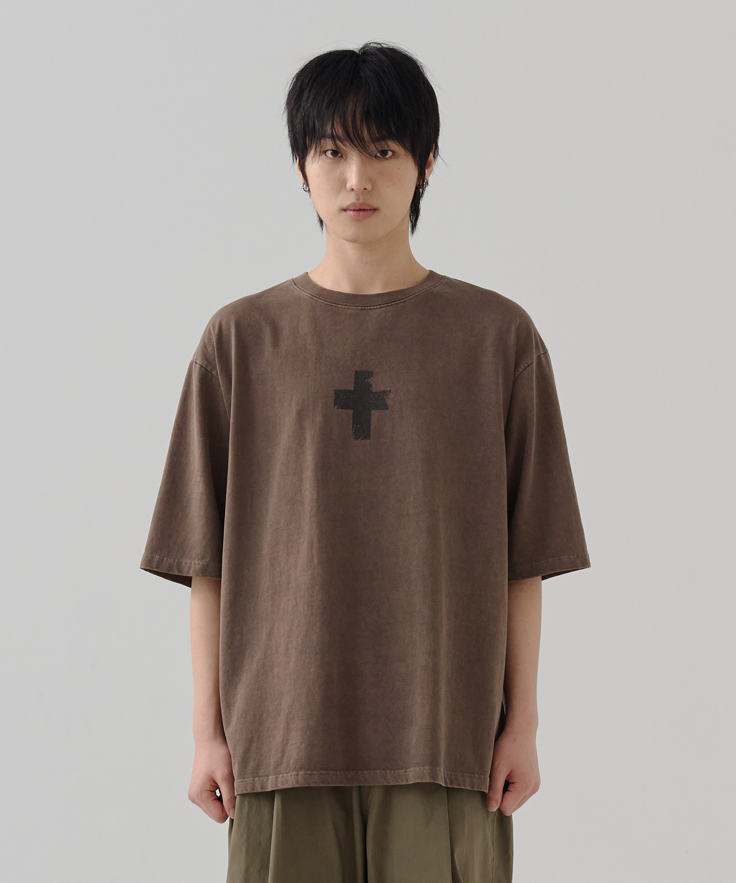 [24S/S] cross t shirts (brown)_5월10일 예약배송, [noun](노운),[24S/S] cross t shirts (brown)_5월10일 예약배송